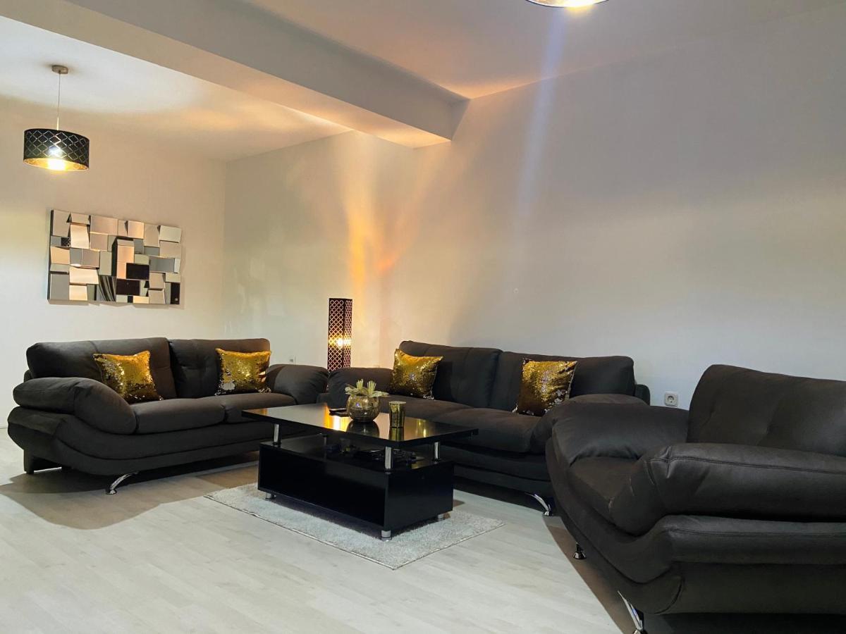 Gold Luxury Apartment Куманово Екстериор снимка